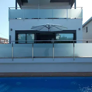 Villa Moderna Con Piscina Individual